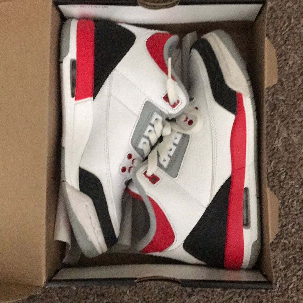 Air Jordan Fire Red 3’s Retro